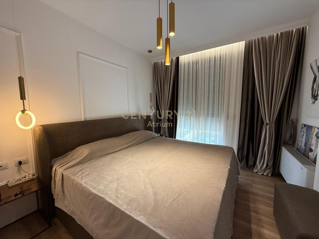 Vendesi appartamento 2+1+2+deposito+2 balconi nel complesso asl ! 300.000 €