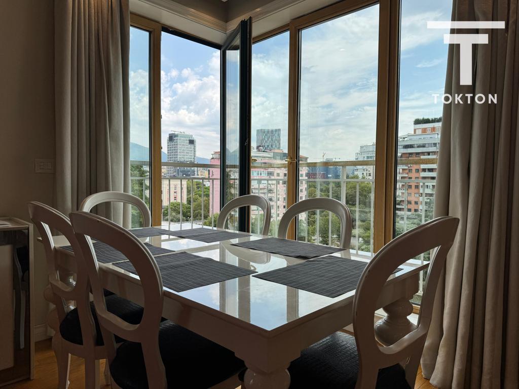 QERA, APARTAMENT 2+1+2, ISH BLLOKU, TIRANË