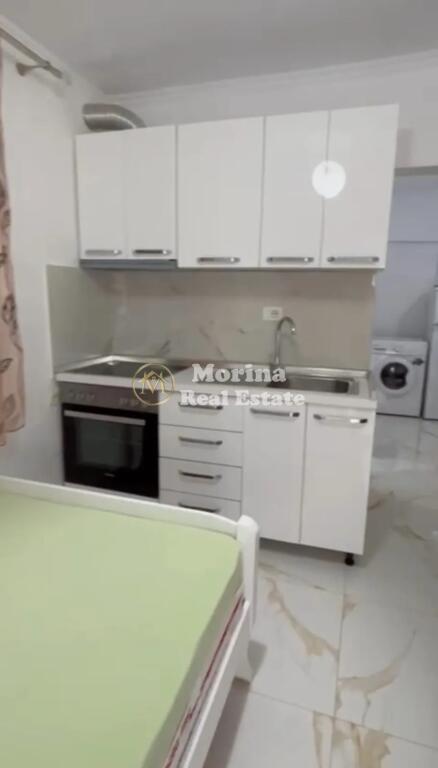 Qera Garsionere, Laprak,  250 Euro/muaj