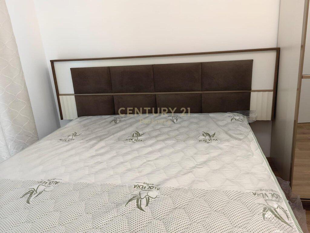 JAPIM ME QIRA APARTAMENT 1+1 + POST PARKIMI TEK REZIDENCA OXA