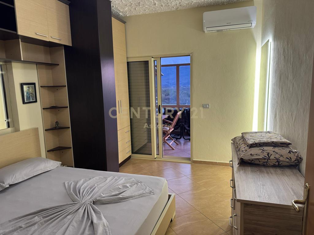 Vendesi appartamento 1+1+2 posti auto a Orikum 130.000 €