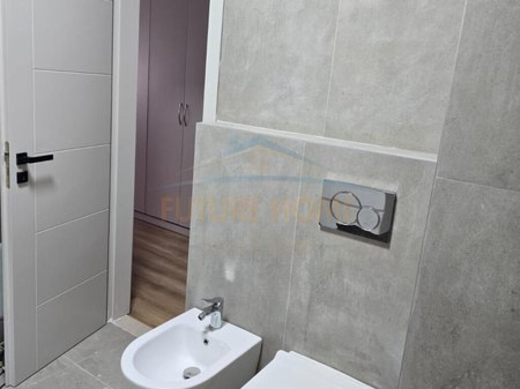 Qera, Apartament 2+1+2, Vasil Shanto, ish Uet, Tiranë