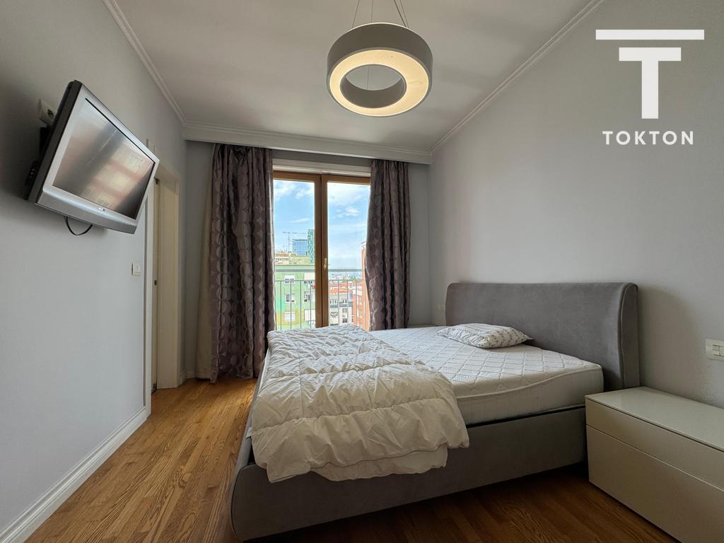 QERA, APARTAMENT 2+1+2, ISH BLLOKU, TIRANË