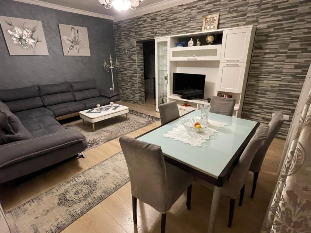 🏡 Apartament me qera 1+1 Don Bosko  📍 Lokacion i preferuar   