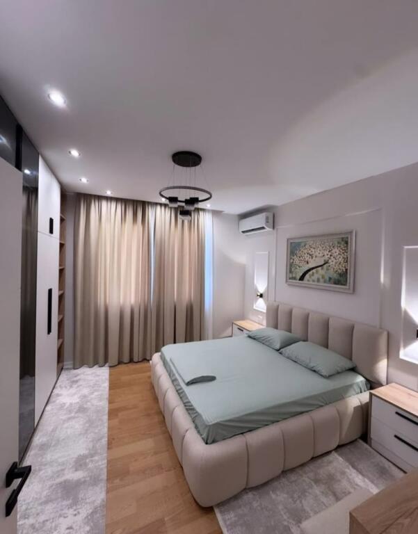 Apartament 2+1 per shitje me vendodhje tek Kopshti Zoologjik.