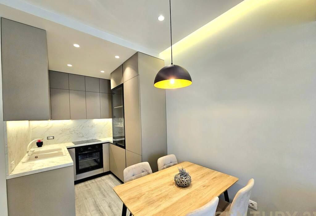 Appartamento 1+1 con Posto Auto al Lago Secco – 800 € / Mese
