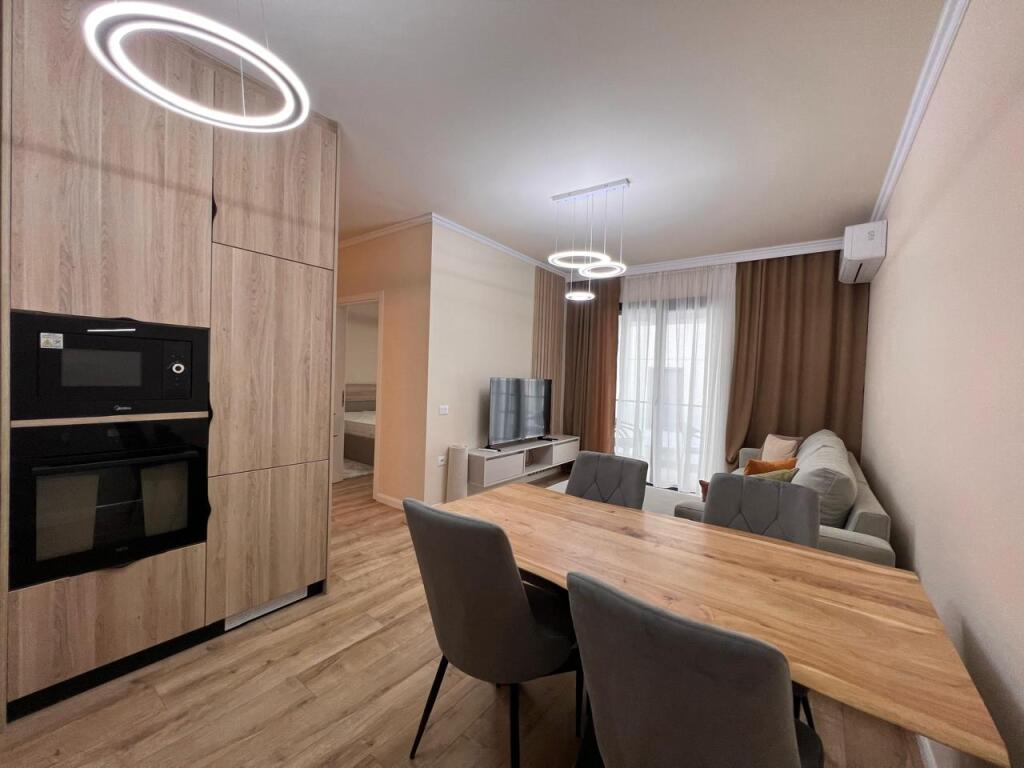 qira apartament modern 1+1 me post parkimi  liqeni i thate