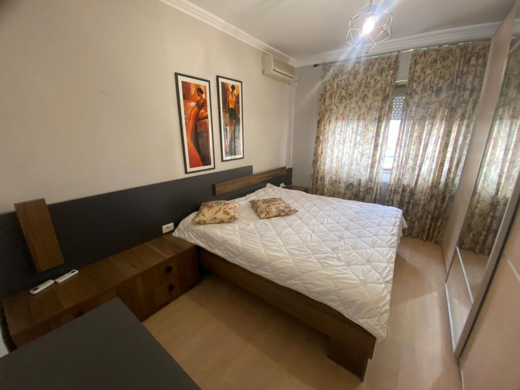 APARTAMENT 3+1 PER QERA NE QENDER