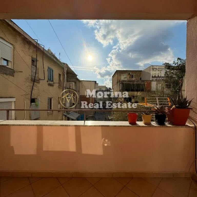 Rent Apartment 2+1 , Willson Square, 600 Euro/Month