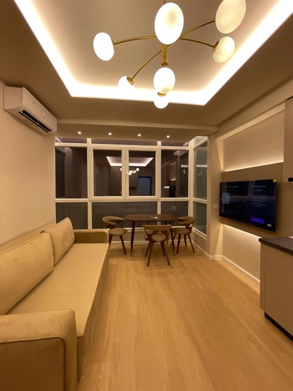 APARTAMENT LUKSOZ ME QIRA - BLV BAJRAM CURRI