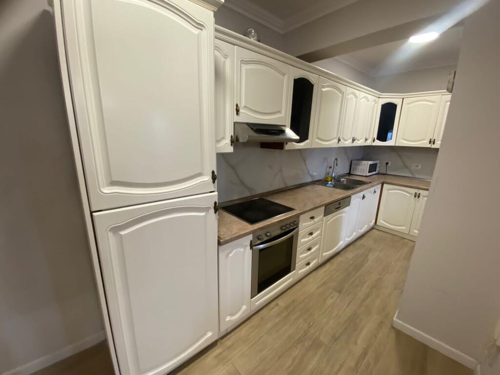APARTAMENT 3+1 PER QERA NE QENDER