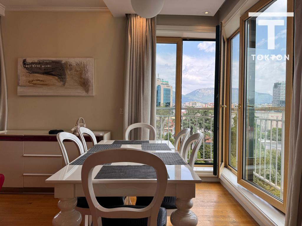QERA, APARTAMENT 2+1+2, ISH BLLOKU, TIRANË