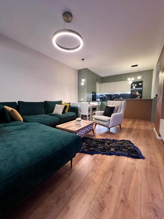 Luxury Apartment 2+1+parking for rent at 21 Dhjetori, near Kompleksi Kontakt (1000 euro)
