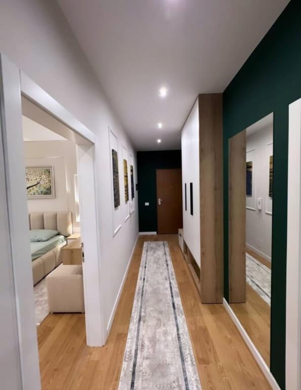 Apartament 2+1 per shitje me vendodhje tek Kopshti Zoologjik.