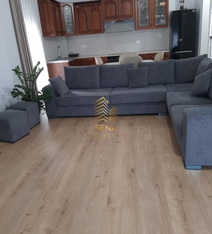 Qira,Hyrje Private 1+1+Post Parkimi, TEG, 400 Euro/Muaj