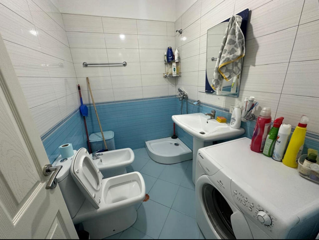 APARTAMENT 1+1  PER QIRA TEK RRUGA E DIBRES PRANE SPITALIT AMERIKAN 2 (QSUT)