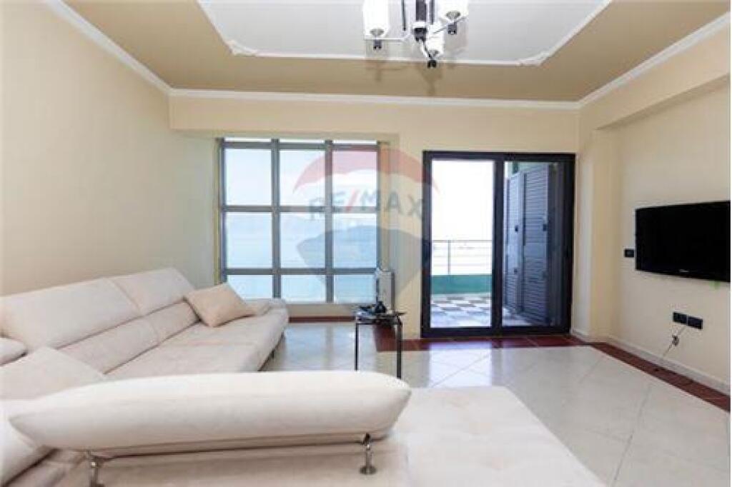 Apartament - Për Shitje - Rruga Reshat Osmani, Vlorë