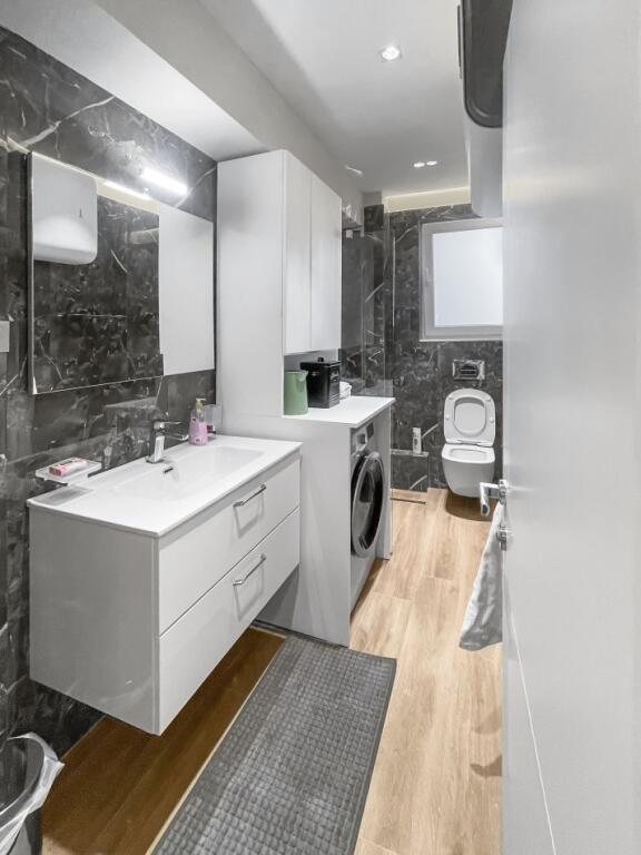 APARTAMENT ME QERA 1+1 BLLOK 1.100 EURO