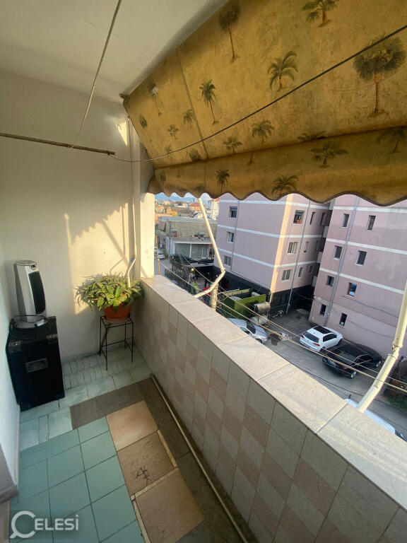 Appartamento/Casa in affitto - Ura e Institutit 
