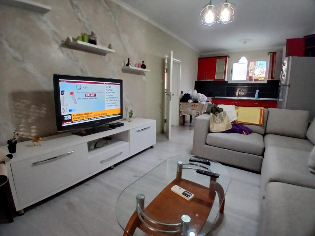 Apartment 1+1 adapted to 2+1 for rent Brryli