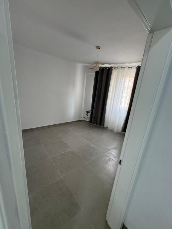 APARTAMENT ME QERA 2+1 ASTIR 700 EURO