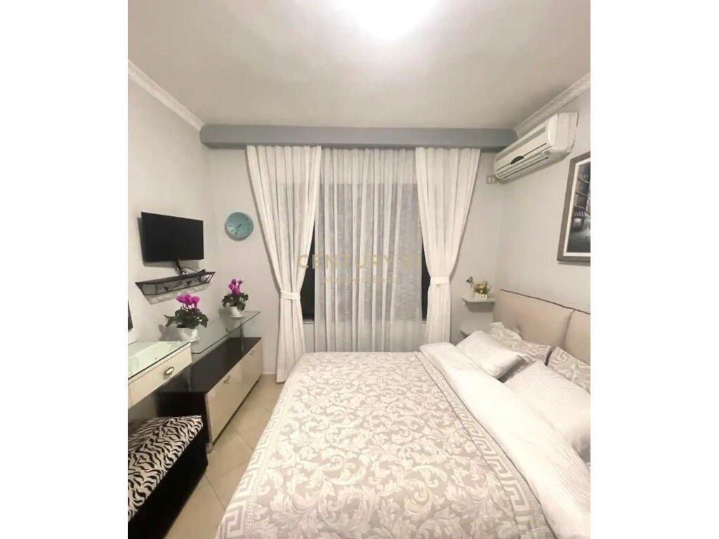 JEPET ME QIRA STUDIO -APARTAMENT 40m2 NE RRUGEN RRESHIT COLLAKU 450 € /Muaj