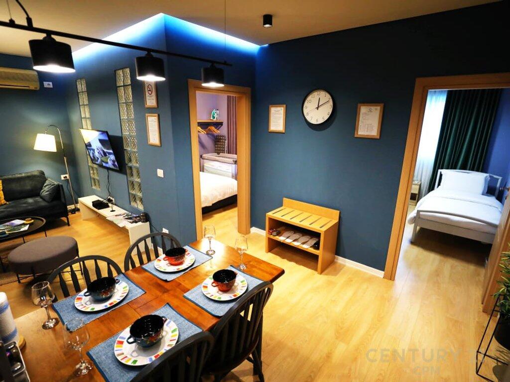 Apartament 2+1 me qira tek Shallvaret
