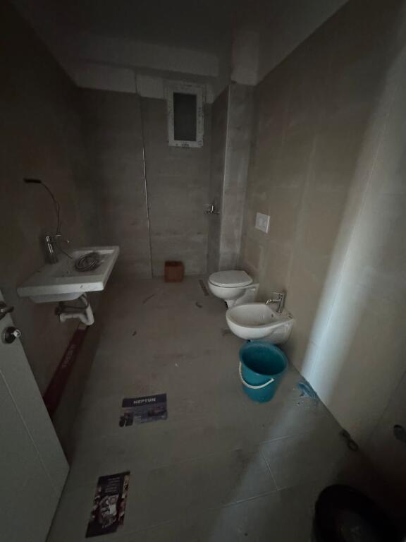 📣 VENDESI Appartamento 1+1 📍 Vicino a Fusha Se Ali Demit ✨  