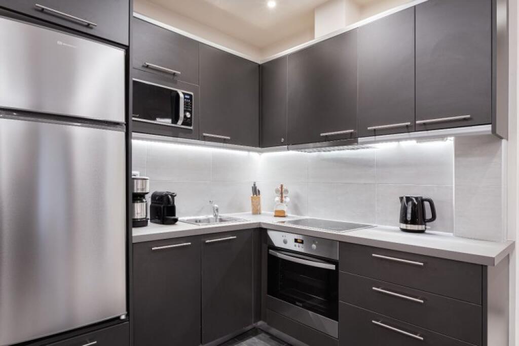 Appartamento in Affitto 1+1 a Bllok (ID B2101258) Tirana