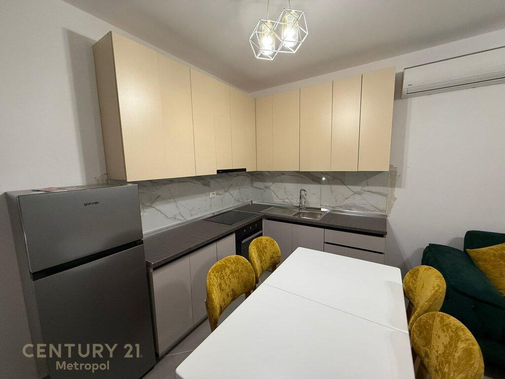 JEPET ME QIRA APARTAMENT 2+1+2, KOMPLEKSI DARLING ALI DEM!