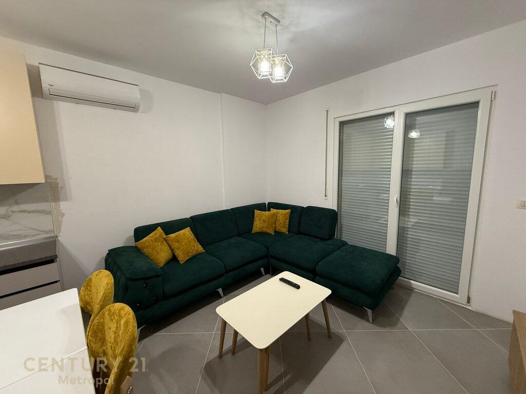 JEPET ME QIRA APARTAMENT 2+1+2, KOMPLEKSI DARLING ALI DEM!