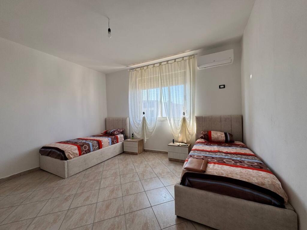 Qera apartament 2+1 Durres Rrota e Kuqe