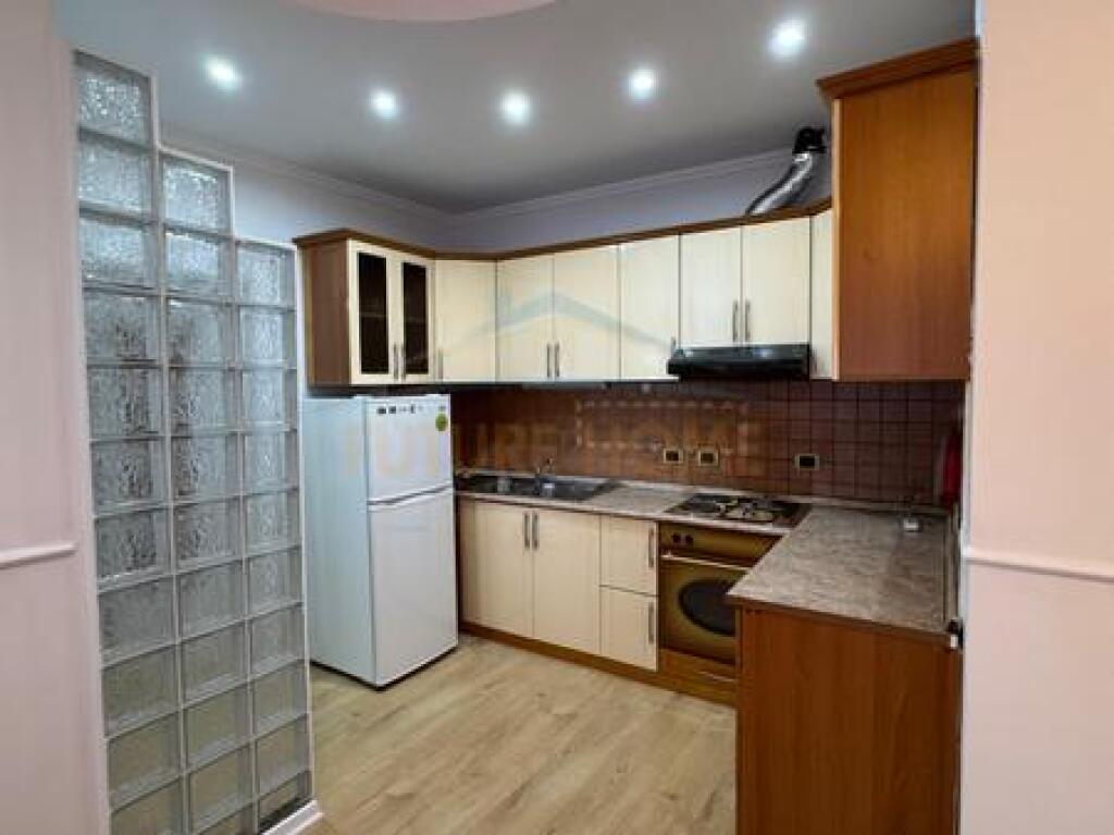 For sale, Apartment 1+1, ''Bardhyl'' Street, Tirana