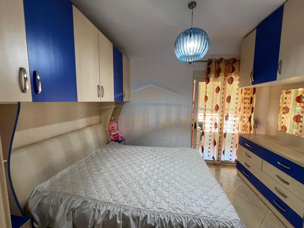 Shitet, Apartament 1+1, Unaza e Re, Tiranë.