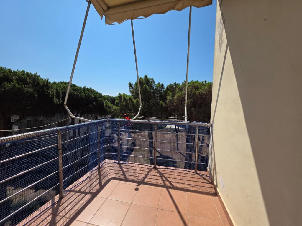 Vendesi in vendita super appartamento 1+1 a Mali i Robit, Golem