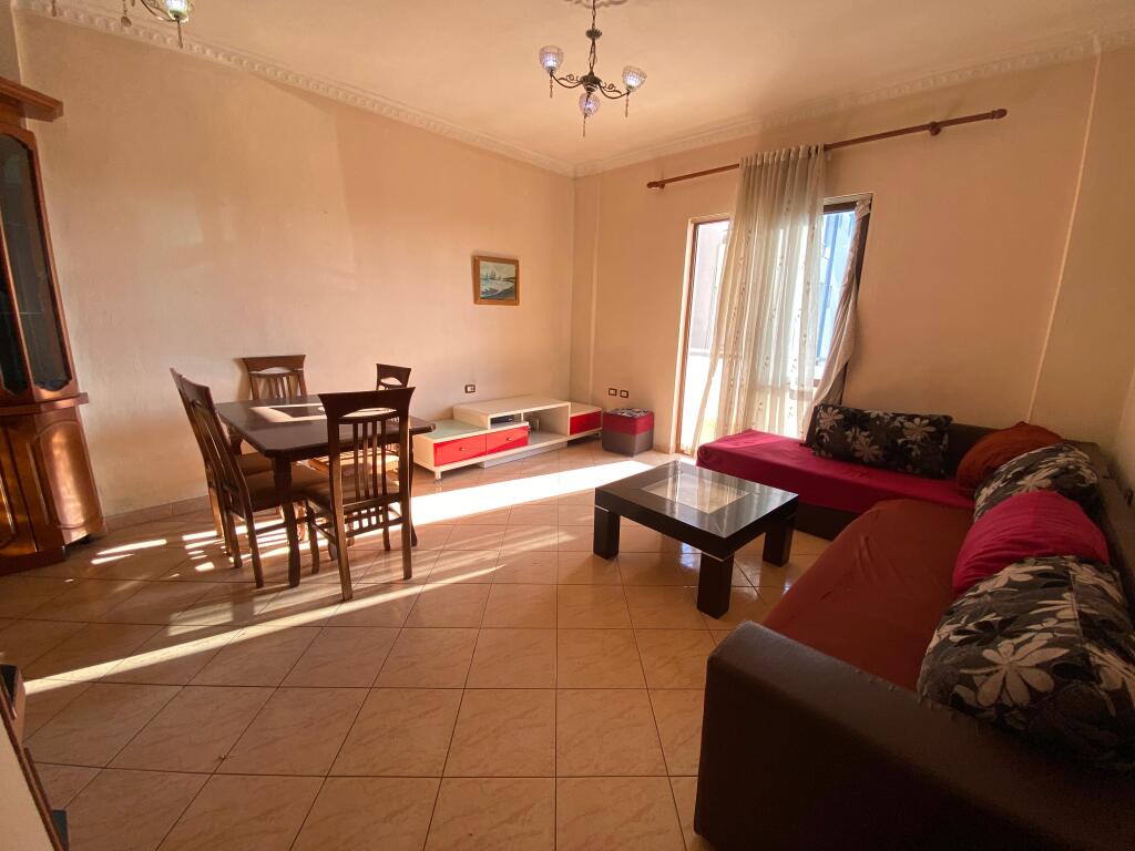 Shitet Apartament 1+1 – Rruga Albanopoli, Don Bosko