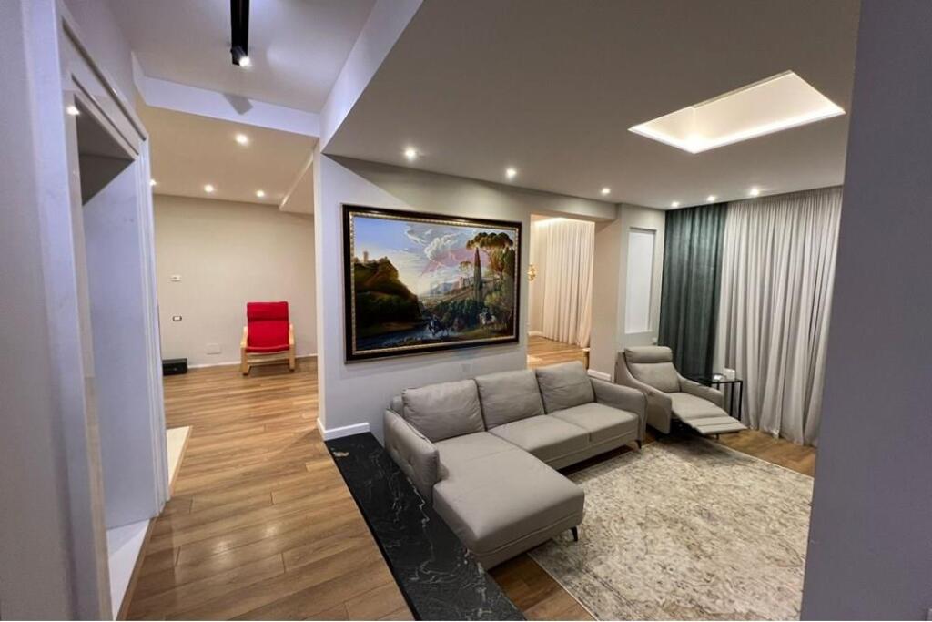 Villa - For Rent - Kodra e Diellit 2, Tirana
