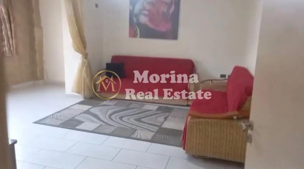 Affitto  appartamento 2+1+Annesso  , 21 Dicembre , 550 euro/mese.
