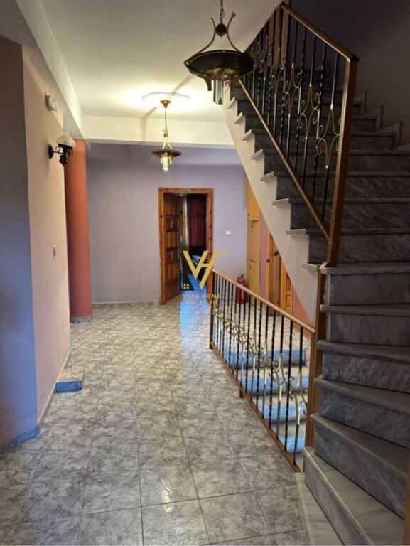HOTEL BAR RISTORANTE IN VENDITA A KORÇE 400.000 EURO