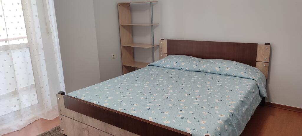 Appartamento 2+1+2 in affitto (vicino al blocco)