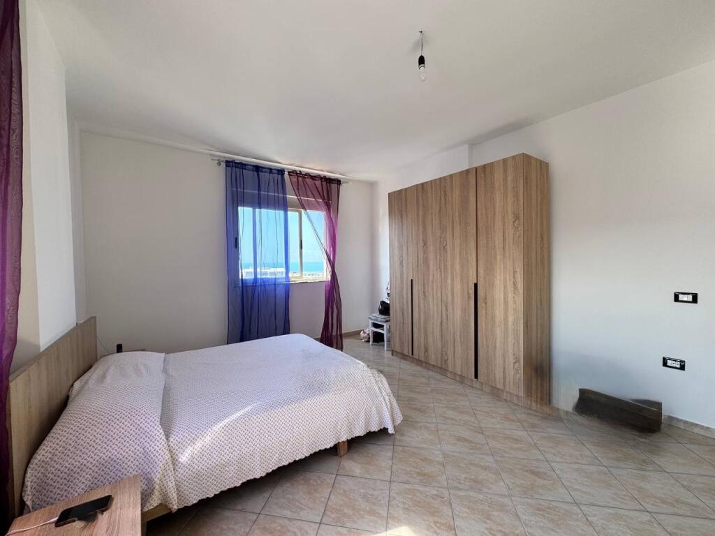 Qera apartament 2+1 Durres Rrota e Kuqe