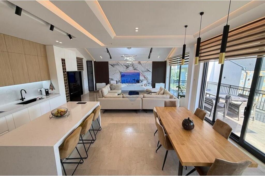 Modern villa for rent in Bërzhite !