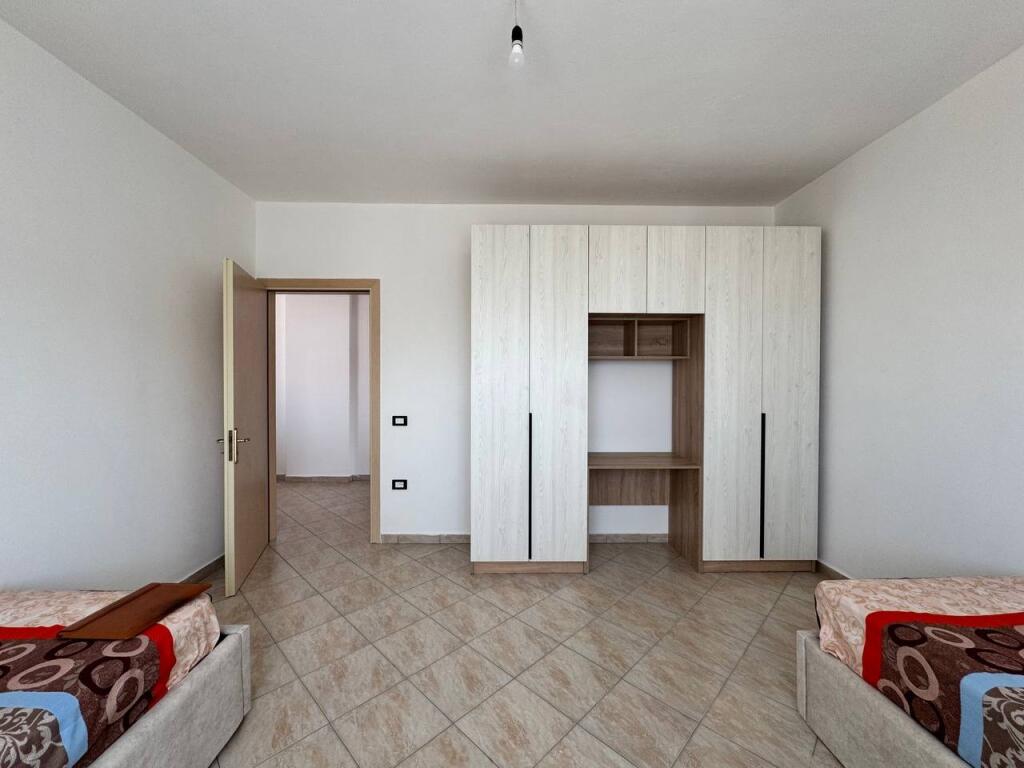 Qera apartament 2+1 Durres Rrota e Kuqe