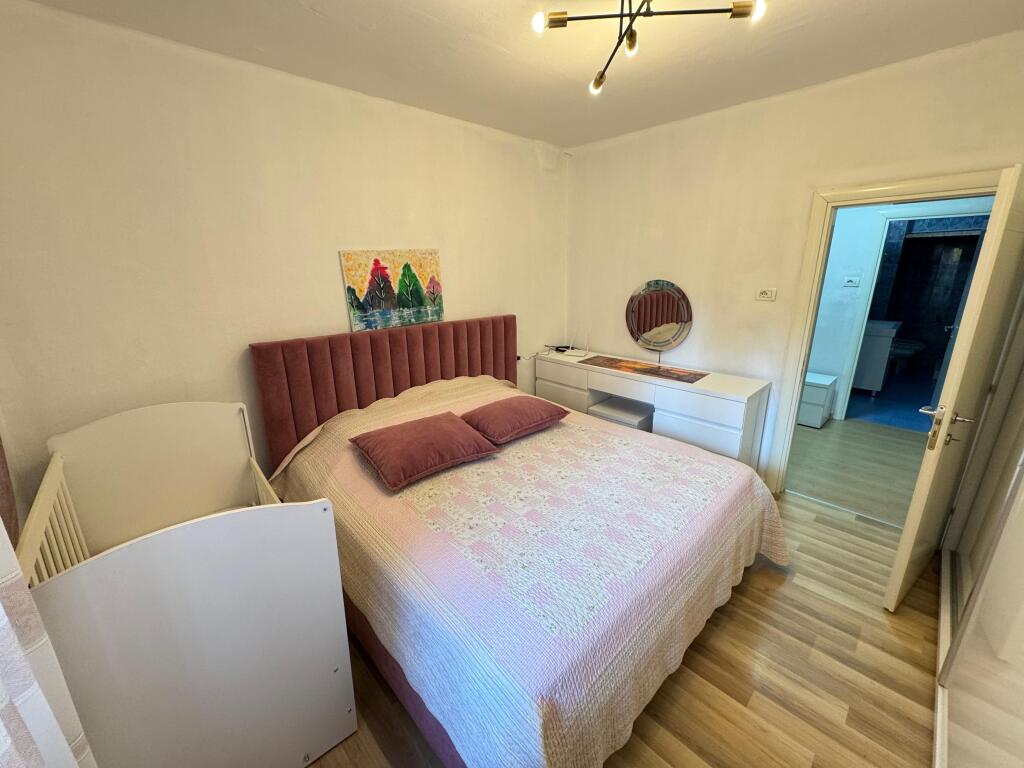 📣 QERA Apartament 1+1 📍 Ish Parku i Autobuzeve 🛣️ Rruga "Ndre Mjeda" ✨