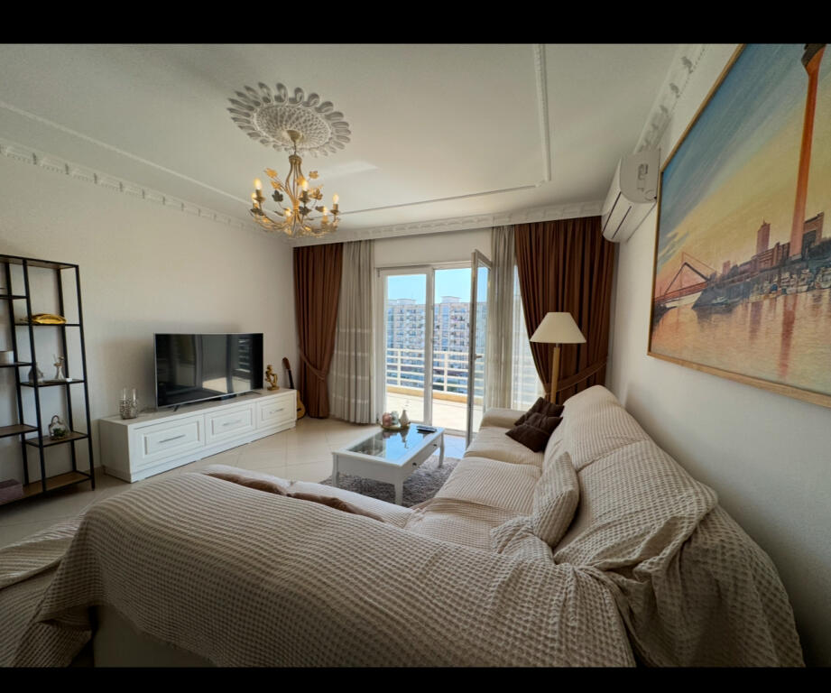 Japim me qira 2+1 pranë ish Doganës