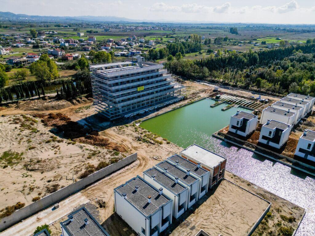VILE TE TURQUOISE MARINA - GJIRI I LALEZIT! 310,000 €