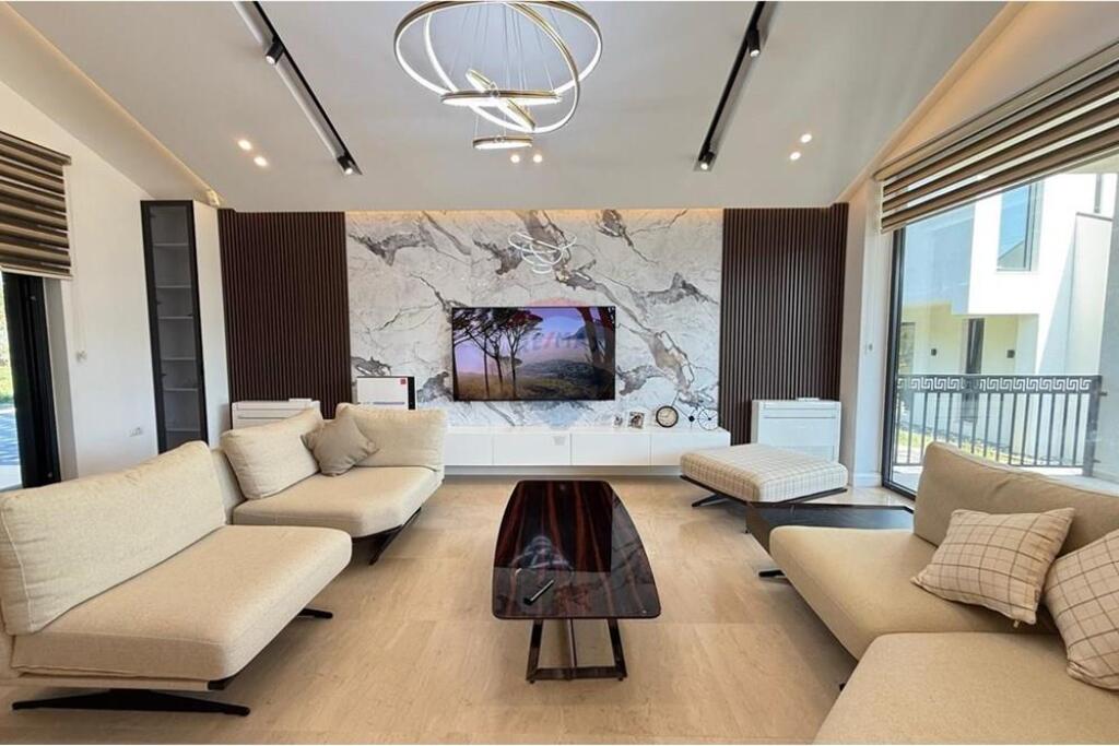 Modern villa for rent in Bërzhite !