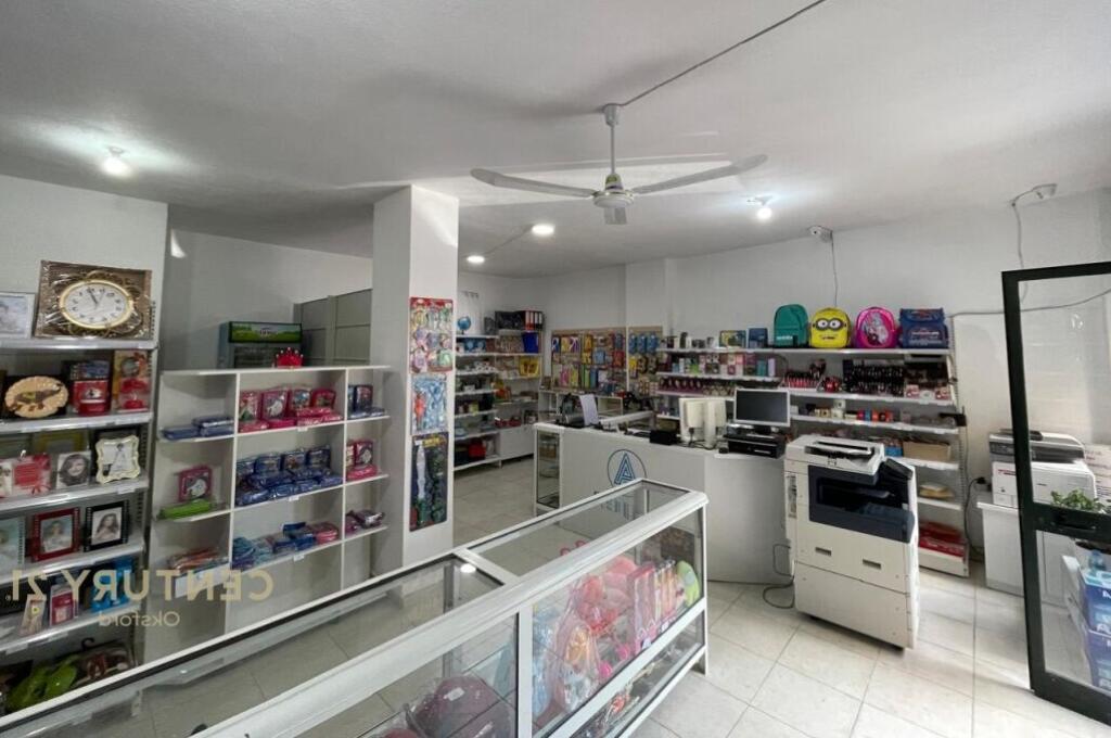 COMMERCIAL SPACE FOR SALE NEAR GLOBE CENTER