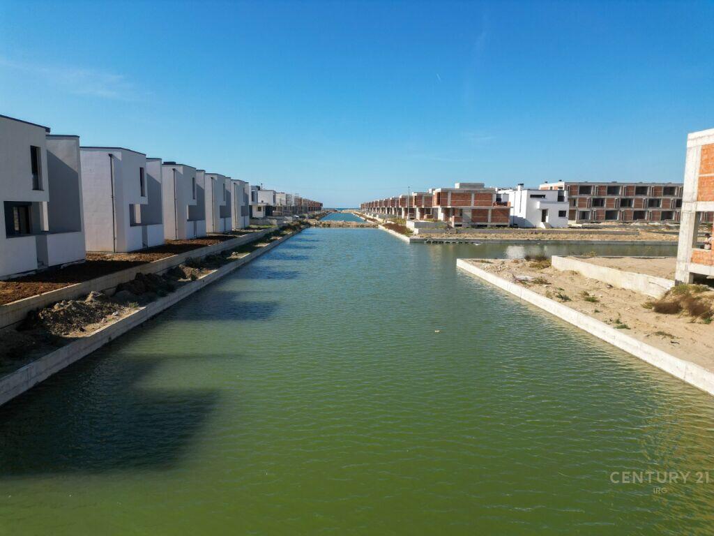VILE TE TURQUOISE MARINA - GJIRI I LALEZIT! 310,000 €