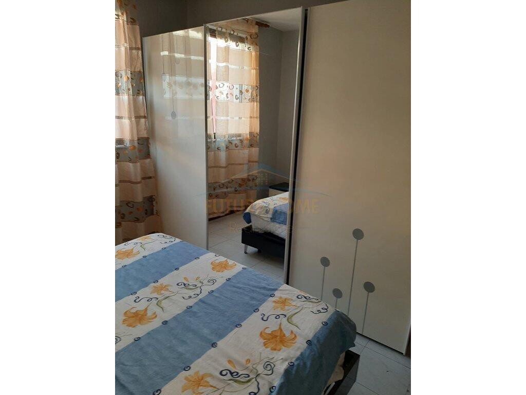 For sale, Apartment 2+1+2 Muzaket Street, Tirana.
